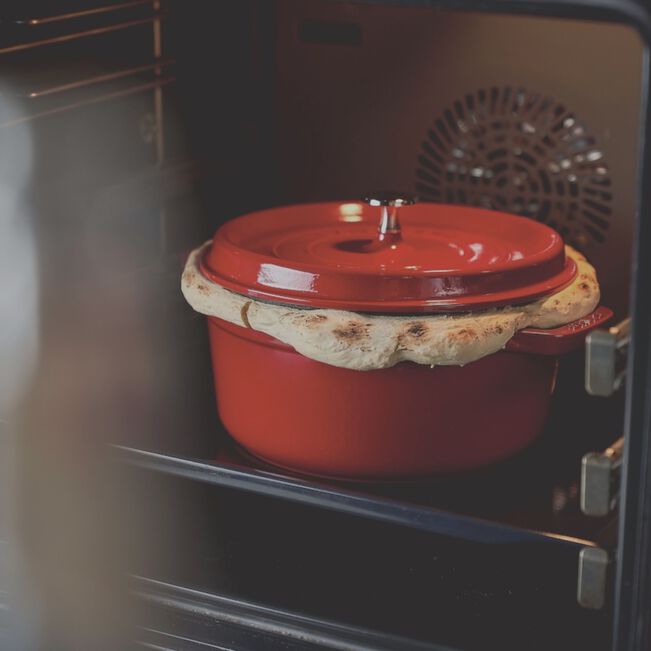 Gusana šerpa La Cocotte 28 cm okrugla Cherry Red